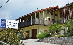 Apartmaji Kobal